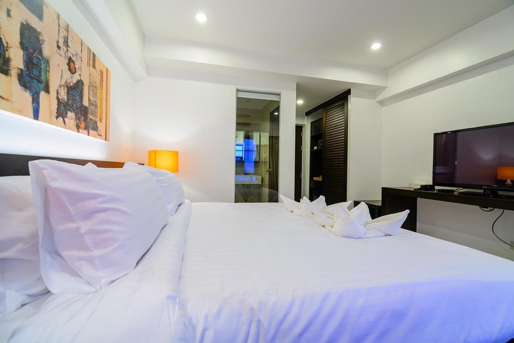 Uma Residence Bangkok Exterior photo