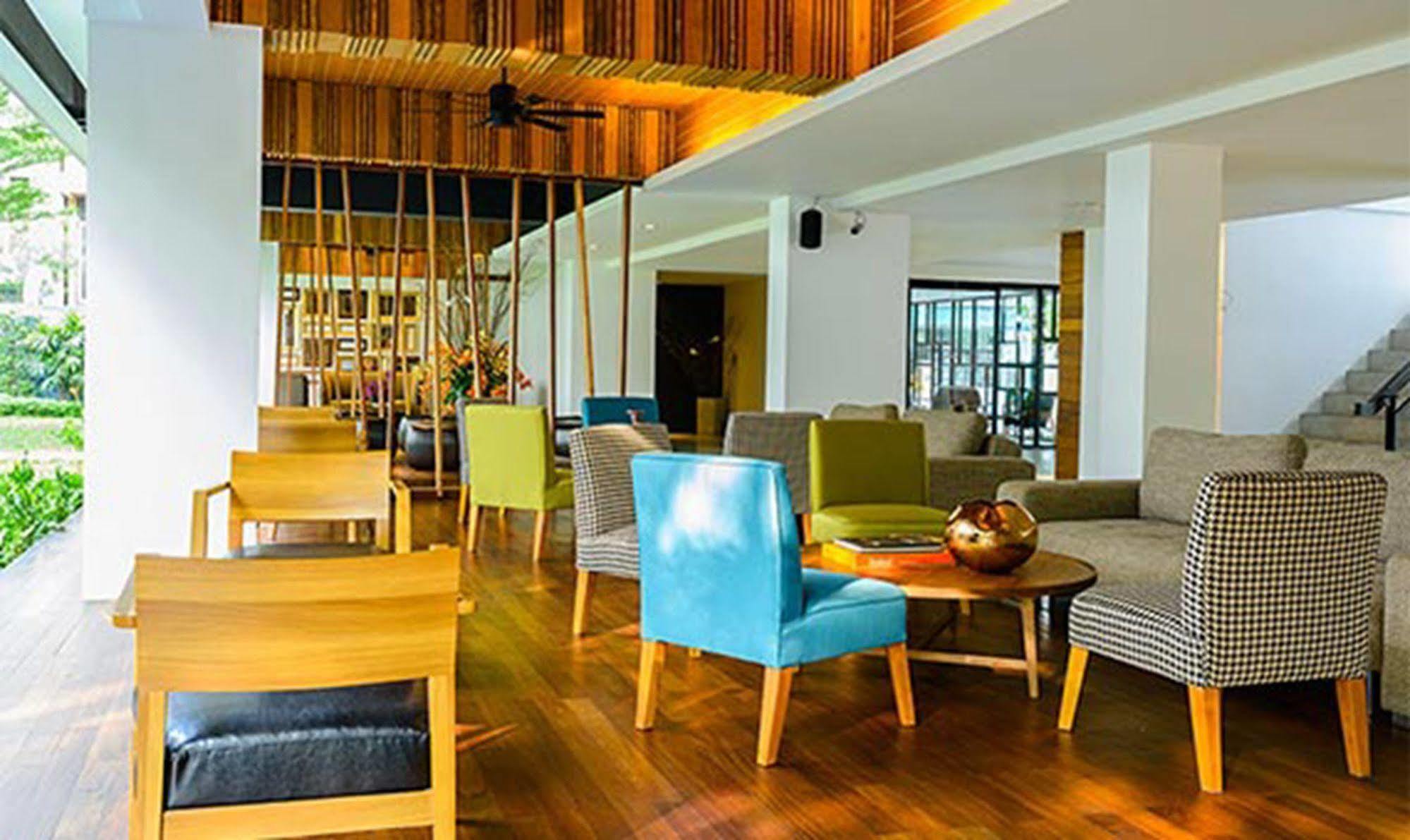 Uma Residence Bangkok Exterior photo