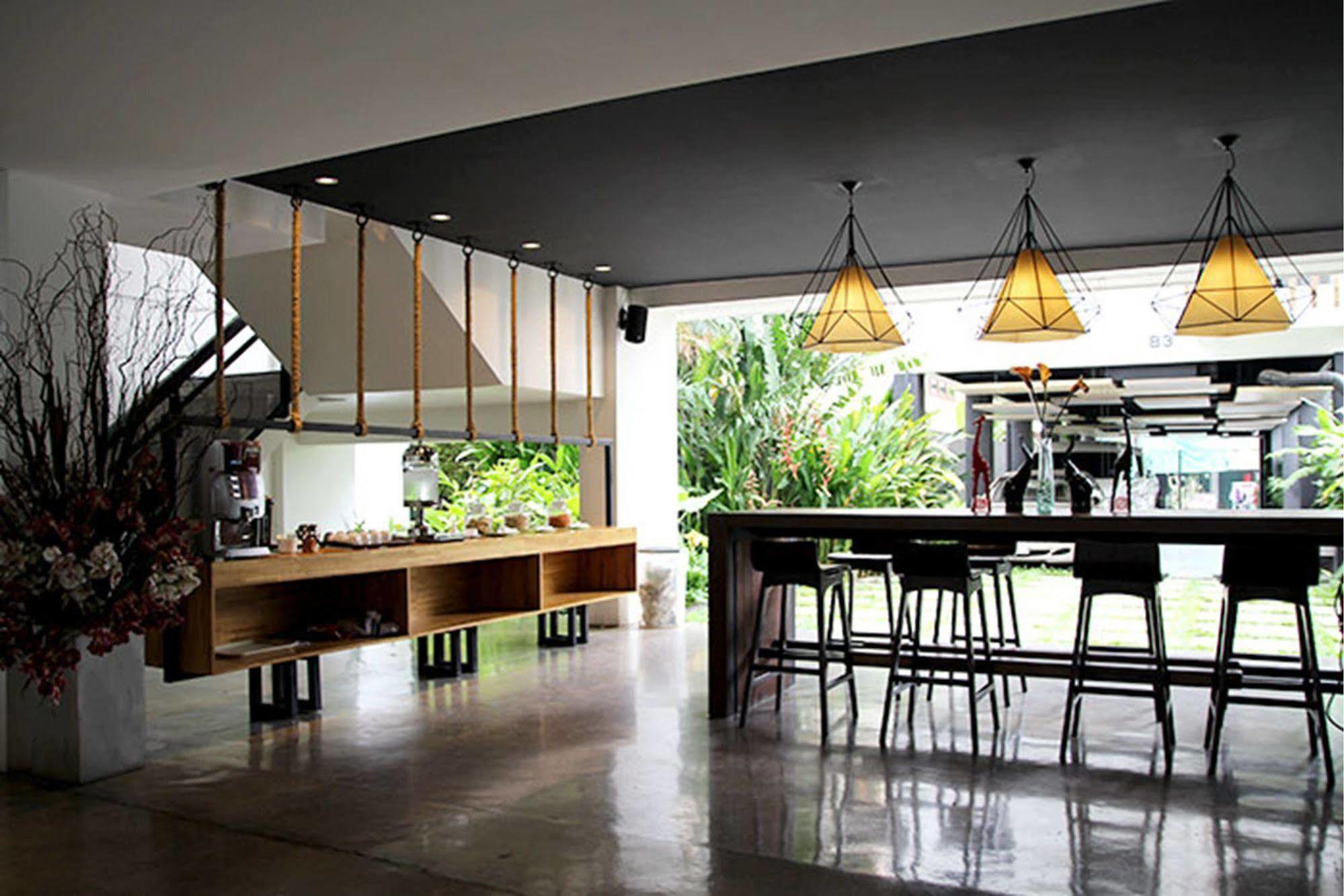 Uma Residence Bangkok Exterior photo